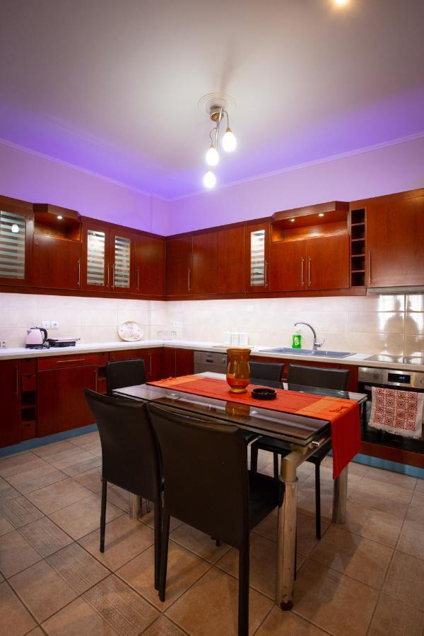 Efis Apartment Down Town Perfect Location Nafpaktos Exterior foto